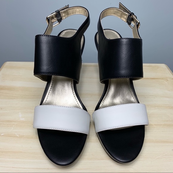 Anne Klein Heels - Picture 4 of 8